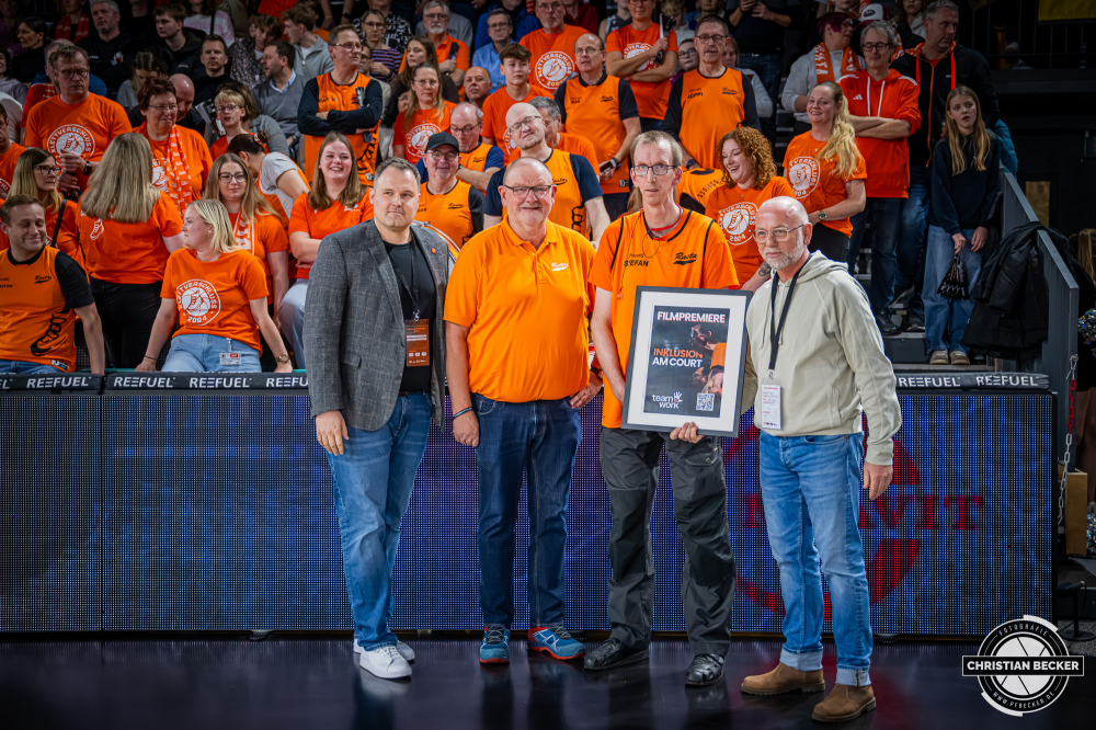 1. Basketball Bundesliga, easyCredit BBL, Saison 2025/2026, Herren, Hauptrunde, 9. Spieltag, 07.12.2025, RASTA Vechta - Veolia Hamburg Towers
RASTA Vechta gegen Veolia Hamburg Towers
Schlüsselwörter: 07.12.2025;1. Bundesliga;7. Spieltag;BBL;Basketball;Hamburg;Hauptrunde;Liga;RASTA;RASTA Dome;Saison 2025/2026;Towers;Vechta;Veolia;easycredit