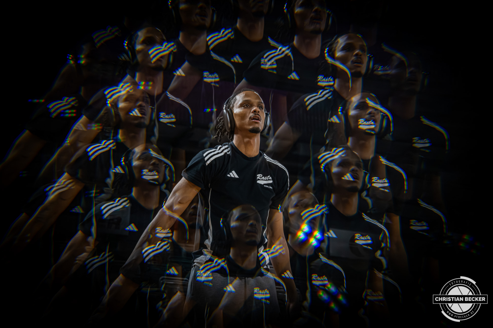 1. Basketball Bundesliga, easyCredit BBL, Saison 2025/2026, Herren, Hauptrunde, 27. Spieltag, 02.04.2026, RASTA Vechta - BMA365 Bamberg Baskets
Alonzo Verge (#11 - RASTA Vechta) vor der Partie
Schlüsselwörter: 02.04.2026;1. Bundesliga;27. Spieltag;365;BBL;BMA;Bamberg;Basketball;Baskets;Hauptrunde;Liga;RASTA;RASTA Dome;Saison 2025/2026;Vechta;easycredit