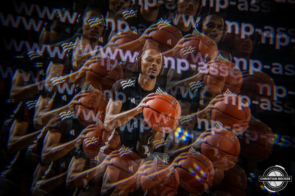 1. Basketball Bundesliga, easyCredit BBL, Saison 2025/2026, Herren, Hauptrunde, 27. Spieltag, 02.04.2026, RASTA Vechta - BMA365 Bamberg Baskets
Alonzo Verge (#11 - RASTA Vechta) vor der Partie
Schlüsselwörter: 02.04.2026;1. Bundesliga;27. Spieltag;365;BBL;BMA;Bamberg;Basketball;Baskets;Hauptrunde;Liga;RASTA;RASTA Dome;Saison 2025/2026;Vechta;easycredit