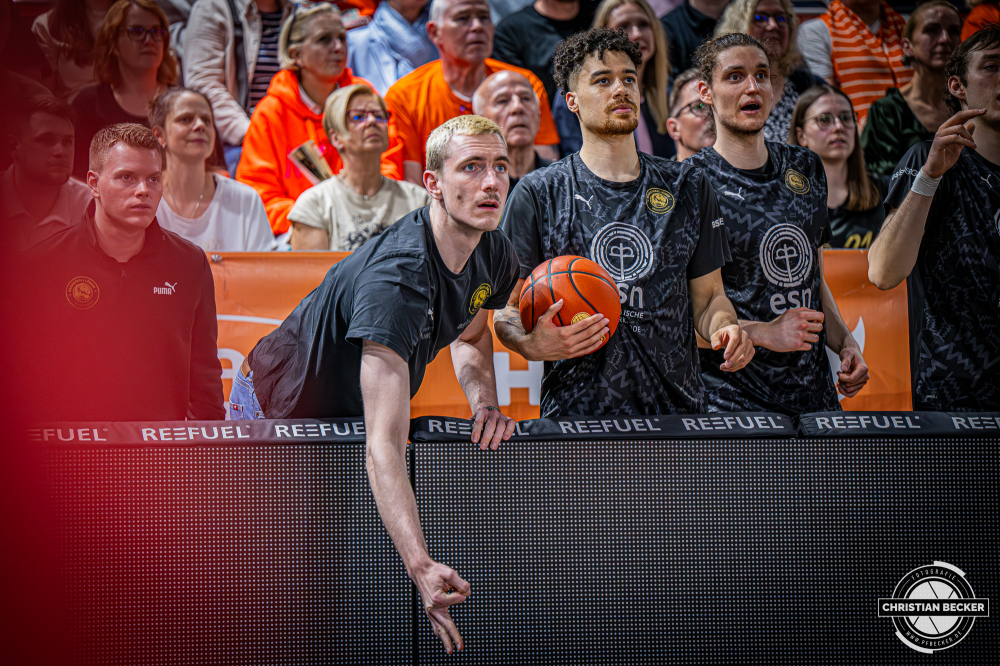 1. Basketball Bundesliga, easyCredit BBL, Saison 2025/2026, Herren, Hauptrunde, 31. Spieltag, 24.04.2026, RASTA Vechta - L&ouml;wen Braunschweig
Philipp Hartwich (#15 - Basketball L&ouml;wen Braunschweig) w&auml;hrend der Partie
Schlüsselwörter: 1. Bundesliga;24.04.2026;31. Spieltag;BBL;Basketball;Braunschweig;Hauptrunde;Liga;L&ouml;wen;RASTA;RASTA Dome;Saison 2025/2026;Vechta;easycredit