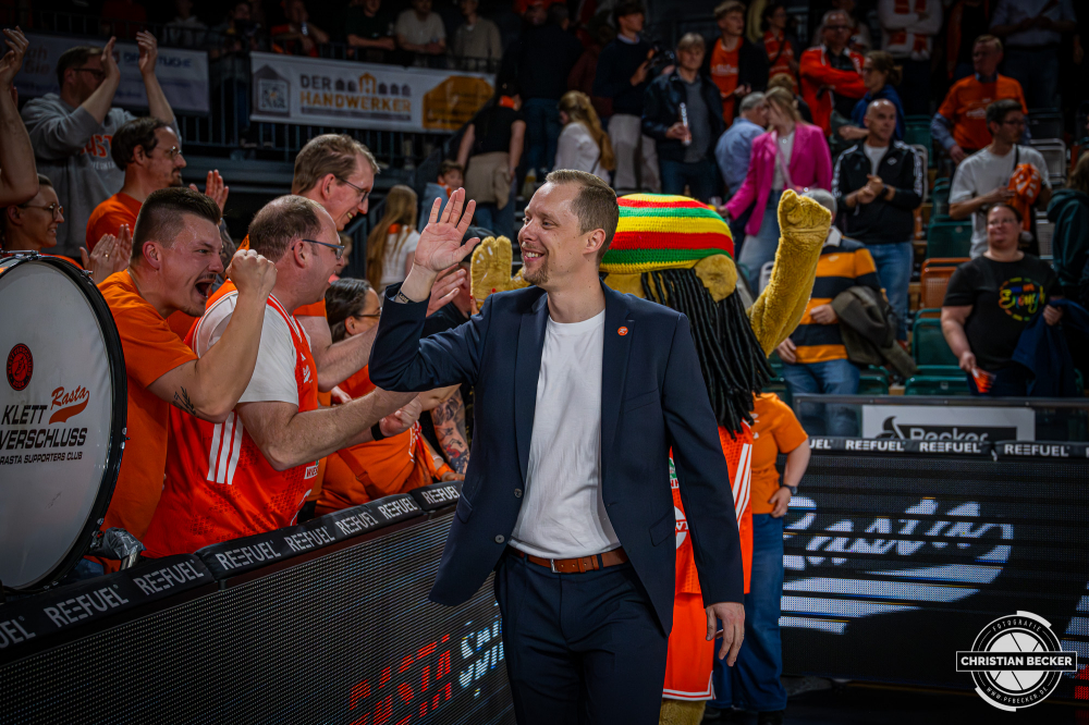 1. Basketball Bundesliga, easyCredit BBL, Saison 2025/2026, Herren, Play-Ins, Spiel um Platz 7, 12.05.2026, RASTA Vechta - Gladiators Trier
Christian Held (Head-Coach - RASTA Vechta) nach der Partie
Schlüsselwörter: 1. Bundesliga;12.05.2026;BBL;Basketball;Gladiators;Liga;Play-Ins;RASTA;RASTA Dome;Saison 2025/2026;Trier;VET-CONCEPT;Vechta;easycredit