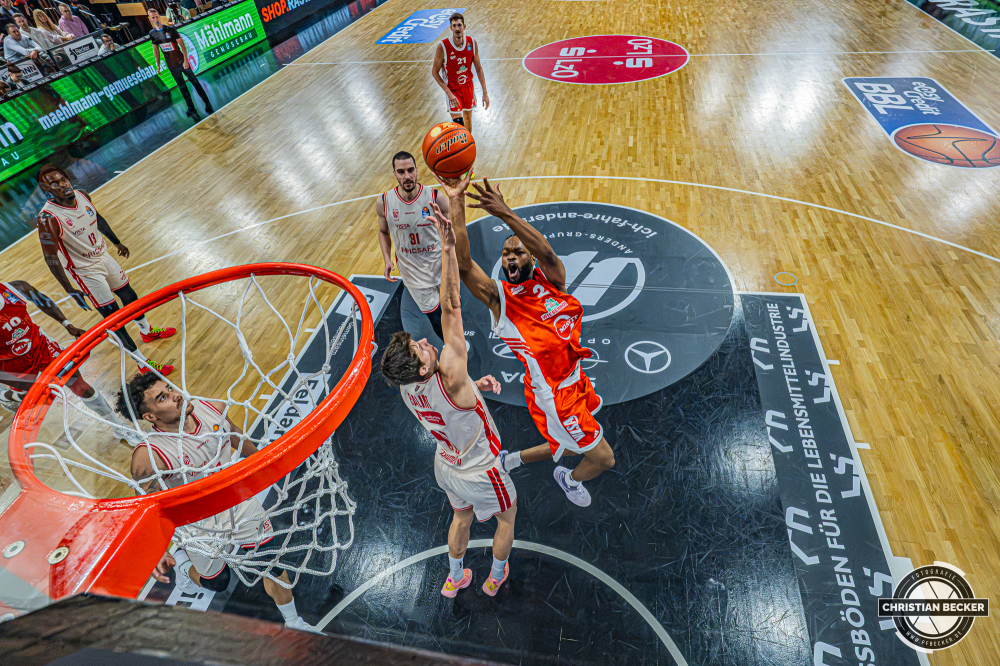 1. Basketball Bundesliga, easyCredit BBL, Saison 2026/2027, Herren, Hauptrunde, 2. Spieltag, 24.09.2026, RASTA Vechta - Bamberg Baskets
Llyod Pandy (#2 - RASTA Vechta) beim Korbleger
Schlüsselwörter: 1. Bundesliga;2. Spieltag;24.09.2026;BBL;BMA 365;Bamberg;Basketball;Baskets;Hauptrunde;Liga;RASTA;RASTA Dome;Saison 2025/2026;Vechta;easycredit