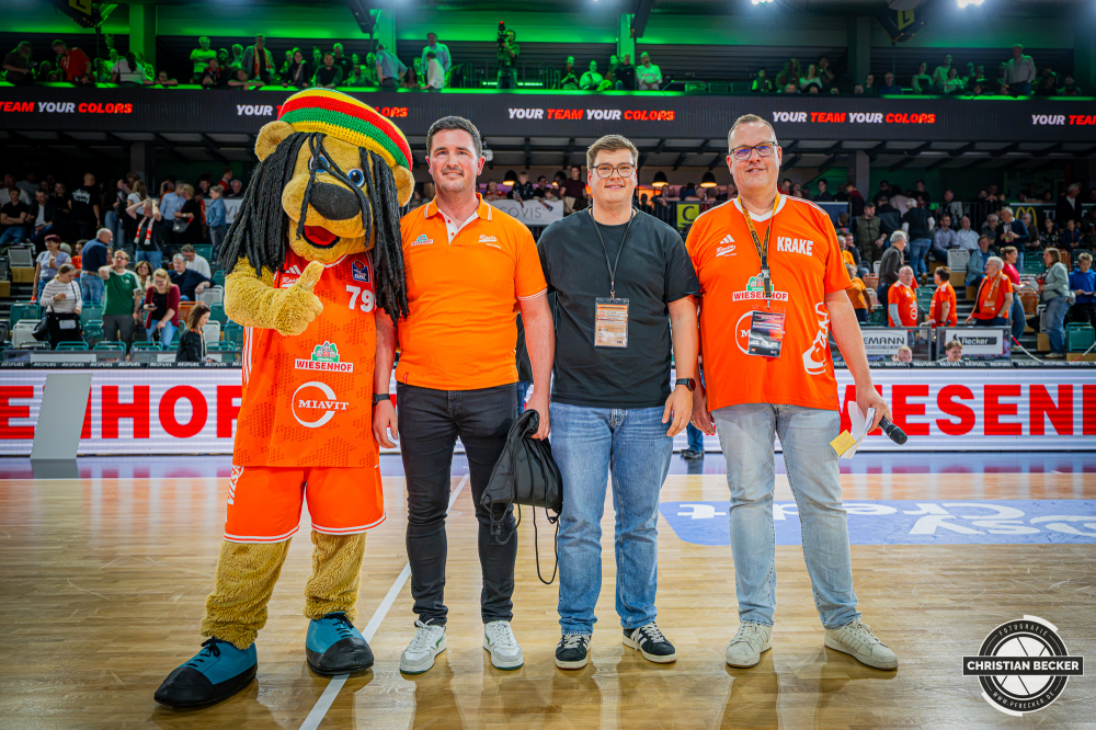 1. Basketball Bundesliga, easyCredit BBL, Saison 2026/2027, Herren, Hauptrunde, 5. Spieltag, 10.10.2026, RASTA Vechta - ratiopharm ulm
Der Teilnehmer des 10.000&euro; Wurf von Wiesenhof
Schlüsselwörter: 1. Bundesliga;10.10.2026;5. Spieltag;BBL;Basketball;Hauptrunde;Liga;RASTA;RASTA Dome;Saison 2026/2027;Ulm;Vechta;easycredit;ratiopharm