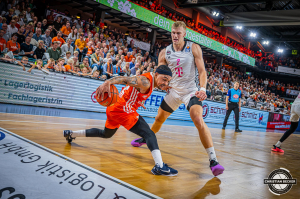 Dateiname=2024-09-25-RV-BON-1083-Verbessert-RR.jpg
Dateigröße=549KB
Abmessungen: 2000x1333
hinzugefügt am: 26. September 2024 2024-09-25-RV-BON-1083-Verbessert-RR.jpg