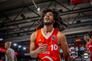 Dateiname=2024-09-25-RV-BON-1285.jpg
Dateigröße=290KB
Abmessungen: 2000x1333
hinzugefügt am: 26. September 2024 2024-09-25-RV-BON-1285.jpg