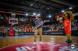 Dateiname=2024-09-25-RV-BON-1452.jpg
Dateigröße=454KB
Abmessungen: 2000x1333
hinzugefügt am: 26. September 2024 2024-09-25-RV-BON-1452.jpg