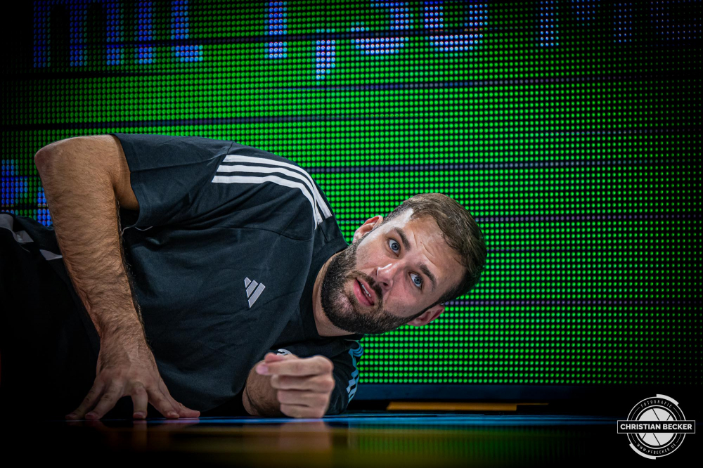 1. Basketball Bundesliga, easyCredit BBL, Saison 2024/2025, Herren, Hauptrunde, 5. Spieltag, 19.10.2024, RASTA Vechta -  Frankfurt Skyliners
Benas Griciunas (#5 - RASTA Vechta) vor der Partie
Schlüsselwörter: 1. Bundesliga;19.10.2024;5. Spieltag;BBL;Basketball;Frankfurt;Hauptrunde;Liga;RASTA;RASTA Dome;Saison 2024/2025;Skyliners;Vechta;easycredit