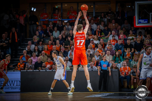 Dateiname=2024-10-19-RV-FRA-0762.jpg
Dateigröße=332KB
Abmessungen: 2000x1333
hinzugefügt am: 20. Oktober 2024 2024-10-19-RV-FRA-0762.jpg