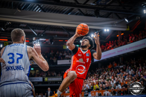 Dateiname=2024-10-19-RV-FRA-1605.jpg
Dateigröße=307KB
Abmessungen: 2000x1333
hinzugefügt am: 20. Oktober 2024 2024-10-19-RV-FRA-1605.jpg