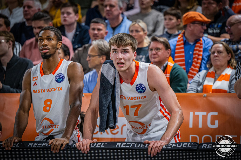 Basketball Champions League, Saison 2024/2025, Herren, Hauptrunde, 4. Spieltag, 05.11.2024, RASTA Vechta - ERA Nymburk
Johann Gr&uuml;nloh (#17 - RASTA Vechta) w&auml;hrend der Partie
Schlüsselwörter: 05.11.2024;4. Spieltag;BCL;Basketball;Champions League;ERA;Hauptrunde;International;Liga;Nymburk;RASTA;RASTA Dome;Saison 2024/2025;Vechta