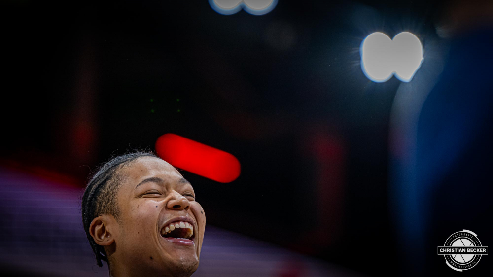 1. Basketball Bundesliga, easyCredit BBL, Saison 2024/2025, Herren, Hauptrunde, 9. Spieltag, 17.11.2024, RASTA Vechta -  ALBA Berlin
Elias Rapieque (#25 - ALBA Berlin) vor der Partie
Schlüsselwörter: 1. Bundesliga;17.11.2024;9. Spieltag;ALBA;BBL;Basketball;Berlin;Hauptrunde;Liga;RASTA;RASTA Dome;Saison 2024/2025;Vechta;easycredit