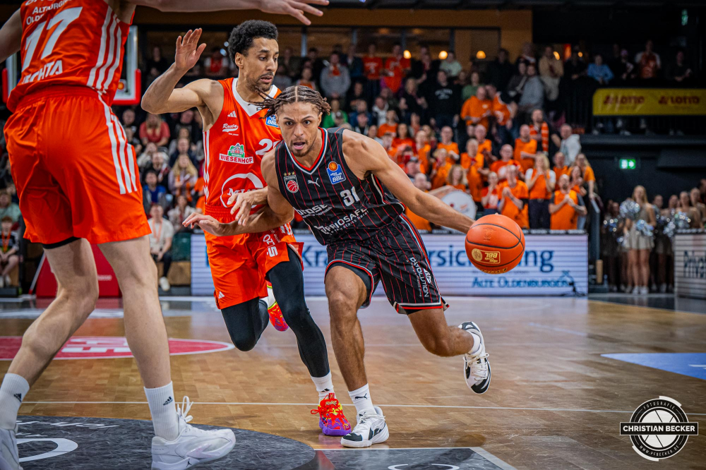 1. Basketball Bundesliga, easyCredit BBL, Saison 2024/2025, Herren, Hauptrunde, 8. Spieltag, 08.11.2024, RASTA Vechta -  Bamberg Baskets
MaCio Teague (#31 - Bamberg Baskets) in Aktion
Schlüsselwörter: 08.11.2024;1. Bundesliga;8. Spieltag;BBL;Bamberg;Basketball;Baskets;Hauptrunde;Liga;RASTA;RASTA Dome;Saison 2024/2025;Vechta;easycredit