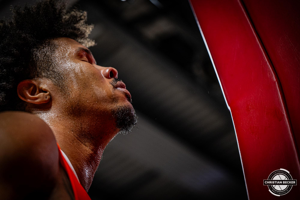 1. Basketball Bundesliga, easyCredit BBL, Saison 2024/2025, Herren, Hauptrunde, 8. Spieltag, 08.11.2024, RASTA Vechta -  Bamberg Baskets
Mike Bothwell (#0 - RASTA Vechta) w&auml;hrend der Partie
Schlüsselwörter: 08.11.2024;1. Bundesliga;8. Spieltag;BBL;Bamberg;Basketball;Baskets;Hauptrunde;Liga;RASTA;RASTA Dome;Saison 2024/2025;Vechta;easycredit