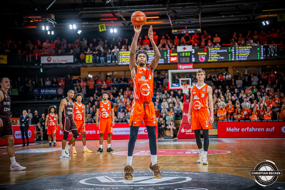 1. Basketball Bundesliga, easyCredit BBL, Saison 2024/2025, Herren, Hauptrunde, 8. Spieltag, 08.11.2024, RASTA Vechta -  Bamberg Baskets
Brandon Randolph (#8 - RASTA Vechta) w&auml;hrend der Partie
Schlüsselwörter: 08.11.2024;1. Bundesliga;8. Spieltag;BBL;Bamberg;Basketball;Baskets;Hauptrunde;Liga;RASTA;RASTA Dome;Saison 2024/2025;Vechta;easycredit
