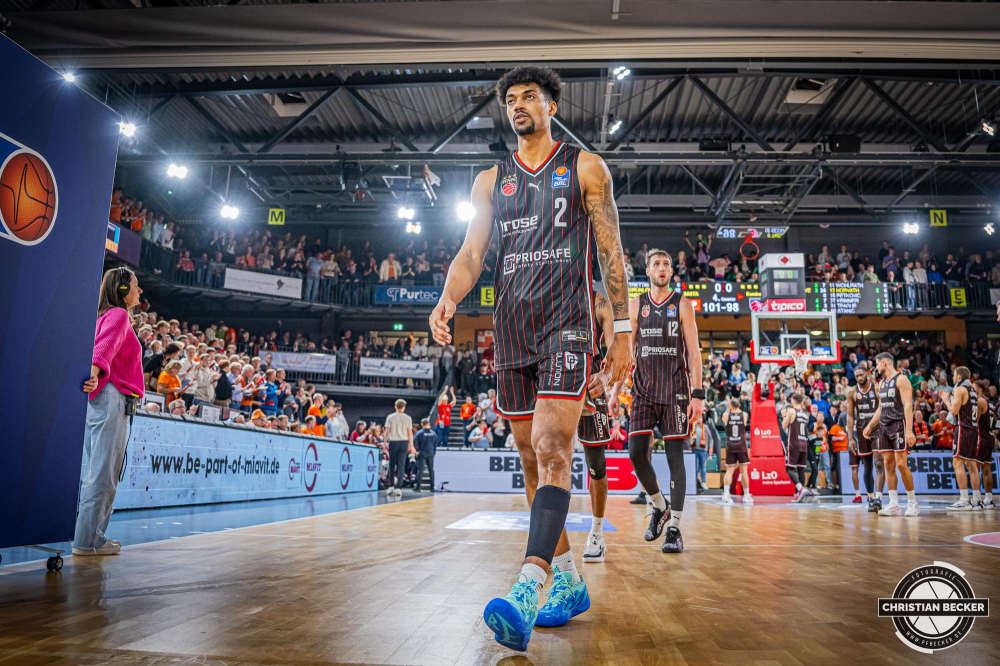 1. Basketball Bundesliga, easyCredit BBL, Saison 2024/2025, Herren, Hauptrunde, 8. Spieltag, 08.11.2024, RASTA Vechta -  Bamberg Baskets
Ibrahim Watson-Boye (#2 - Bamberg Baskets) nach der Partie
Schlüsselwörter: 08.11.2024;1. Bundesliga;8. Spieltag;BBL;Bamberg;Basketball;Baskets;Hauptrunde;Liga;RASTA;RASTA Dome;Saison 2024/2025;Vechta;easycredit