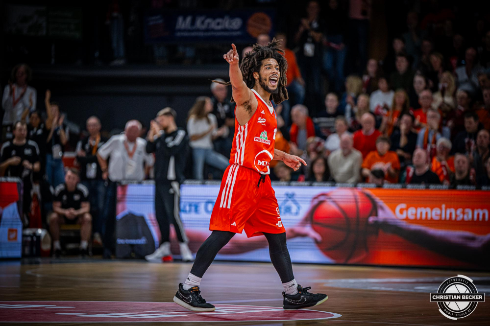 1. Basketball Bundesliga, easyCredit BBL, Saison 2024/2025, Herren, Hauptrunde, 11. Spieltag, 14.12.2024, RASTA Vechta -  Hamburg Towers
Tyger Campbell (#10 - RASTA Vechta) w&auml;hrend der Partie
Schlüsselwörter: 1. Bundesliga;11. Spieltag;14.12.2024;BBL;Basketball;Hamburg;Hauptrunde;Liga;RASTA;RASTA Dome;Saison 2024/2025;Towers;Vechta;easycredit