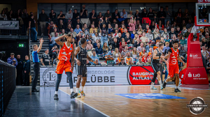 Dateiname=2024-12-14-RV-HAM-1823-Verbessert-RR.jpg
Dateigröße=522KB
Abmessungen: 2000x1125
hinzugefügt am: 15. Dezember 2024 2024-12-14-RV-HAM-1823-Verbessert-RR.jpg