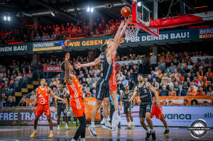 Dateiname=2024-12-14-RV-HAM-1881.jpg
Dateigröße=541KB
Abmessungen: 2000x1333
hinzugefügt am: 15. Dezember 2024 2024-12-14-RV-HAM-1881.jpg