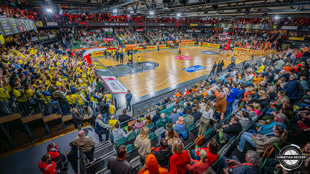 1. Basketball Bundesliga, easyCredit BBL, Saison 2024/2025, Herren, Hauptrunde, 14. Spieltag, 29.12.2024, RASTA Vechta -  EWE Baskets Oldenburg
RASTA Dome (Spielst&auml;tte - RASTA Vechta) vor der Partie
Schlüsselwörter: 1. Bundesliga;14. Spieltag;29.12.2024;BBL;Basketball;Baskets;EWE;Hauptrunde;Liga;Oldenburg;RASTA;RASTA Dome;Saison 2024/2025;Vechta;easycredit
