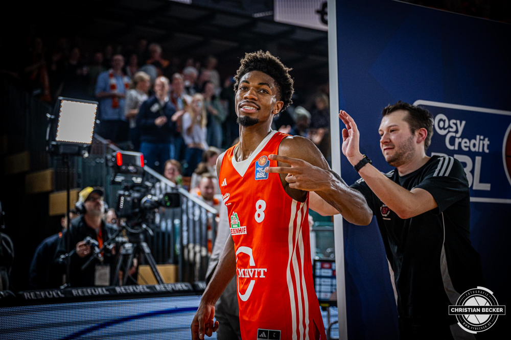 1. Basketball Bundesliga, easyCredit BBL, Saison 2024/2025, Herren, Hauptrunde, 14. Spieltag, 29.12.2024, RASTA Vechta -  EWE Baskets Oldenburg
Brandon Randolph (#8 - RASTA Vechta) nach der Partie
Schlüsselwörter: 1. Bundesliga;14. Spieltag;29.12.2024;BBL;Basketball;Baskets;EWE;Hauptrunde;Liga;Oldenburg;RASTA;RASTA Dome;Saison 2024/2025;Vechta;easycredit