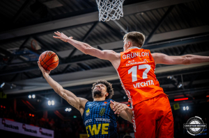 Dateiname=2024-12-29-RV-OLD-1100.jpg
Dateigröße=297KB
Abmessungen: 2000x1333
hinzugefügt am: 30. Dezember 2024 2024-12-29-RV-OLD-1100.jpg