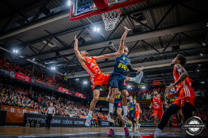 Dateiname=2024-12-29-RV-OLD-2090.jpg
Dateigröße=522KB
Abmessungen: 2000x1333
hinzugefügt am: 30. Dezember 2024 2024-12-29-RV-OLD-2090.jpg