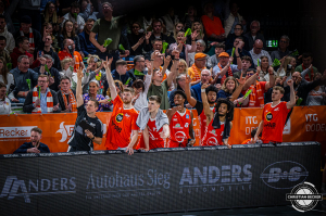 Dateiname=2024-12-29-RV-OLD-2390.jpg
Dateigröße=681KB
Abmessungen: 2000x1333
hinzugefügt am: 30. Dezember 2024 2024-12-29-RV-OLD-2390.jpg