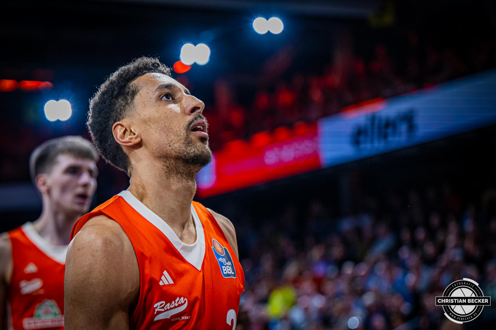 1. Basketball Bundesliga, easyCredit BBL, Saison 2024/2025, Herren, Hauptrunde, 16. Spieltag, 11.01.2025, RASTA Vechta - Syntainics MBC
Joel Aminu (#21 - RASTA Vechta) während der Partie
Schlüsselwörter: 1. Bundesliga;11.01.2025;16. Spieltag;BBL;Basketball;Hauptrunde;Liga;MBC;RASTA;RASTA Dome;Saison 2024/2025;Syntainics;Vechta;Weißenfels;easycredit