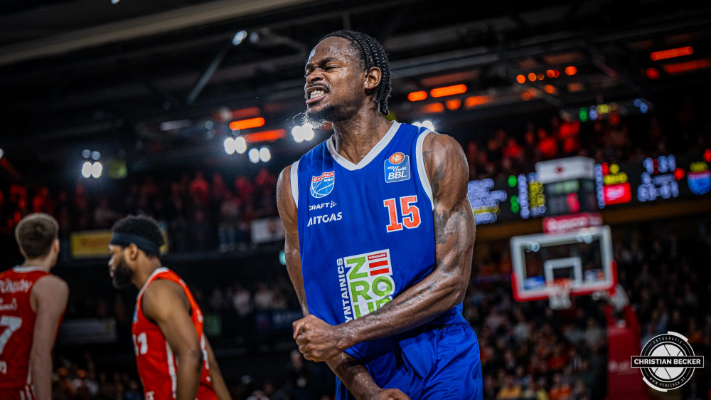 1. Basketball Bundesliga, easyCredit BBL, Saison 2024/2025, Herren, Hauptrunde, 16. Spieltag, 11.01.2025, RASTA Vechta - Syntainics MBC
Ty Brewer (#15 - Syntainics MBC) zeigt Emotionen während der Partie
Schlüsselwörter: 1. Bundesliga;11.01.2025;16. Spieltag;BBL;Basketball;Hauptrunde;Liga;MBC;RASTA;RASTA Dome;Saison 2024/2025;Syntainics;Vechta;Weißenfels;easycredit