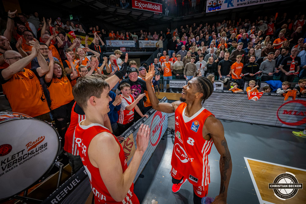 1. Basketball Bundesliga, easyCredit BBL, Saison 2024/2025, Herren, Hauptrunde, 18. Spieltag, 24.01.2025, RASTA Vechta -  Niners Chemnitz
Brandon Randolph (#8 - RASTA Vechta) nach der Partie
Schlüsselwörter: 1. Bundesliga;18. Spieltag;24.01.2025;BBL;Basketball;Chemnitz;Hauptrunde;Liga;NINERS;RASTA;RASTA Dome;Saison 2024/2025;Vechta;easycredit