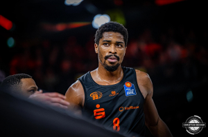 Dateiname=2025-01-24-RV-CHE-0760.jpg
Dateigröße=217KB
Abmessungen: 2000x1333
hinzugefügt am: 26. Januar 2025 2025-01-24-RV-CHE-0760.jpg