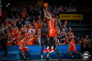 Dateiname=2025-01-24-RV-CHE-0782.jpg
Dateigröße=356KB
Abmessungen: 2000x1333
hinzugefügt am: 26. Januar 2025 2025-01-24-RV-CHE-0782.jpg