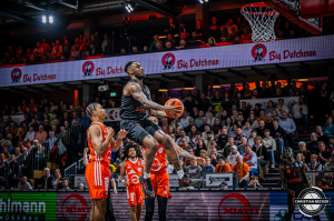 Dateiname=2025-01-24-RV-CHE-0803.jpg
Dateigröße=440KB
Abmessungen: 2000x1333
hinzugefügt am: 26. Januar 2025 2025-01-24-RV-CHE-0803.jpg