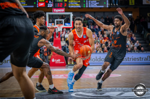 Dateiname=2025-01-24-RV-CHE-1064.jpg
Dateigröße=390KB
Abmessungen: 2000x1333
hinzugefügt am: 26. Januar 2025 2025-01-24-RV-CHE-1064.jpg