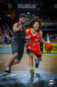 Dateiname=2025-01-24-RV-CHE-1264.jpg
Dateigröße=400KB
Abmessungen: 1333x2000
hinzugefügt am: 26. Januar 2025 2025-01-24-RV-CHE-1264.jpg