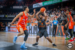 Dateiname=2025-01-24-RV-CHE-1614.jpg
Dateigröße=459KB
Abmessungen: 2000x1333
hinzugefügt am: 26. Januar 2025 2025-01-24-RV-CHE-1614.jpg