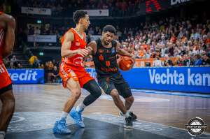 Dateiname=2025-01-24-RV-CHE-1714.jpg
Dateigröße=370KB
Abmessungen: 2000x1333
hinzugefügt am: 26. Januar 2025 2025-01-24-RV-CHE-1714.jpg