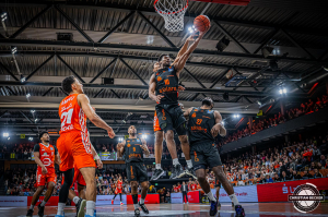 Dateiname=2025-01-24-RV-CHE-1983.jpg
Dateigröße=504KB
Abmessungen: 2000x1333
hinzugefügt am: 26. Januar 2025 2025-01-24-RV-CHE-1983.jpg