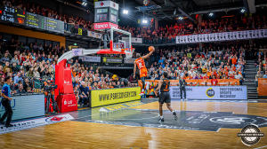 Dateiname=2025-01-24-RV-CHE-2264-Verbessert-RR.jpg
Dateigröße=692KB
Abmessungen: 2000x1125
hinzugefügt am: 26. Januar 2025 2025-01-24-RV-CHE-2264-Verbessert-RR.jpg