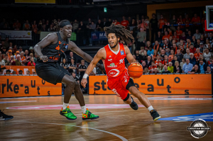 Dateiname=2025-01-24-RV-CHE-2465.jpg
Dateigröße=379KB
Abmessungen: 2000x1333
hinzugefügt am: 26. Januar 2025 2025-01-24-RV-CHE-2465.jpg