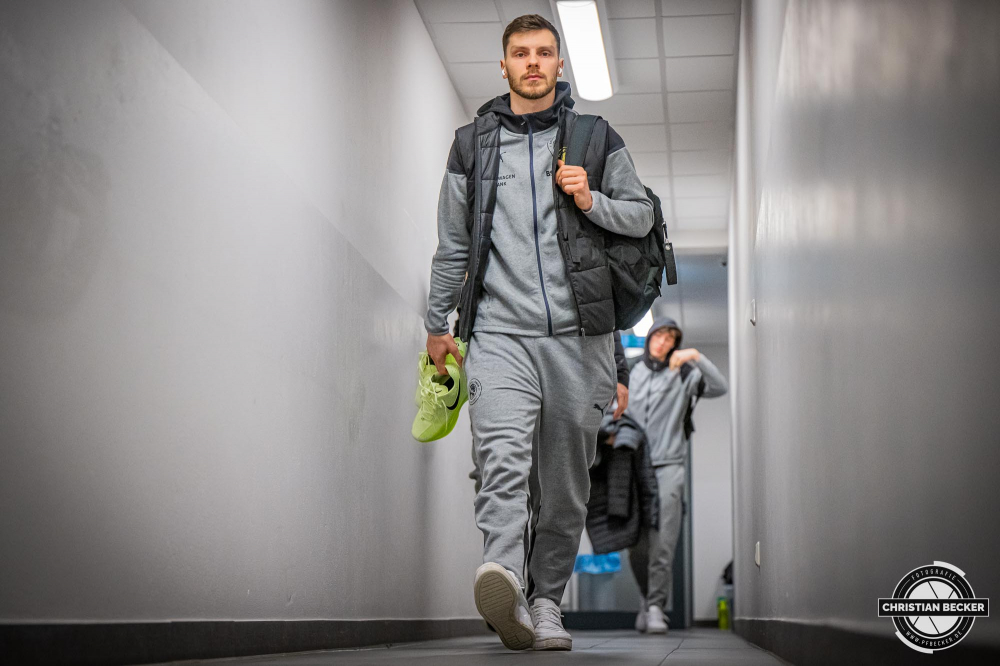 1. Basketball Bundesliga, easyCredit BBL, Saison 2024/2025, Herren, Hauptrunde, 3. Spieltag, 30.01.2025, RASTA Vechta -  L&ouml;wen Braunschweig
Ferdinand Zylka (#6 - Basketball L&ouml;wen Braunschweig) vor der Partie
Schlüsselwörter: 1. Bundesliga;3. Spieltag;30.01.2025;BBL;Basketball;Braunschweig;Hauptrunde;Liga;L&ouml;wen;RASTA;RASTA Dome;Saison 2024/2025;Vechta;easycredit