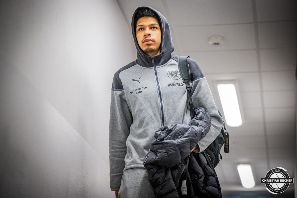 1. Basketball Bundesliga, easyCredit BBL, Saison 2024/2025, Herren, Hauptrunde, 3. Spieltag, 30.01.2025, RASTA Vechta -  L&ouml;wen Braunschweig
Sanandra Fru (#10 - Basketball L&ouml;wen Braunschweig) vor der Partie
Schlüsselwörter: 1. Bundesliga;3. Spieltag;30.01.2025;BBL;Basketball;Braunschweig;Hauptrunde;Liga;L&ouml;wen;RASTA;RASTA Dome;Saison 2024/2025;Vechta;easycredit