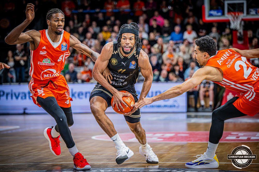1. Basketball Bundesliga, easyCredit BBL, Saison 2024/2025, Herren, Hauptrunde, 3. Spieltag, 30.01.2025, RASTA Vechta -  L&ouml;wen Braunschweig
Chip Flanigan (#11 - Basketball L&ouml;wen Braunschweig) in Aktion
Schlüsselwörter: 1. Bundesliga;3. Spieltag;30.01.2025;BBL;Basketball;Braunschweig;Hauptrunde;Liga;L&ouml;wen;RASTA;RASTA Dome;Saison 2024/2025;Vechta;easycredit