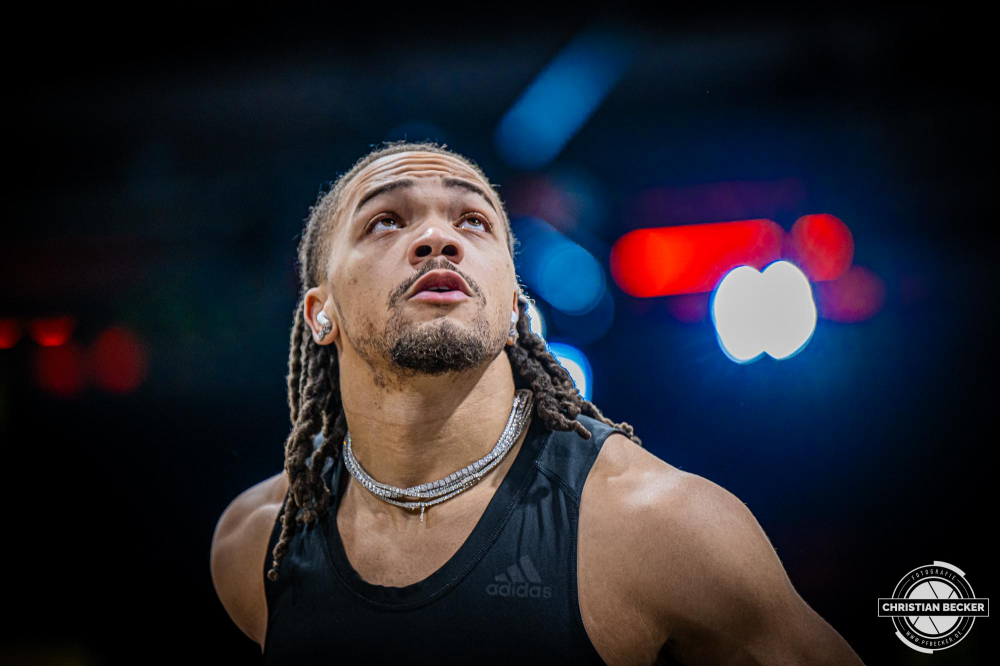 1. Basketball Bundesliga, easyCredit BBL, Saison 2024/2025, Herren, Hauptrunde, 20. Spieltag, 09.02.2025, RASTA Vechta - FC Bayern M&uuml;nchen Basketball
Carsen Edwards (#3 - FC Bayern M&uuml;nchen Basketball) vor der Partie
Schlüsselwörter: 09.02.2025;1. Bundesliga;20. Spieltag;BBL;Basketball;Bayern;FC;Hauptrunde;Liga;M&uuml;nchen;RASTA;RASTA Dome;Saison 2024/2025;Vechta;easycredit