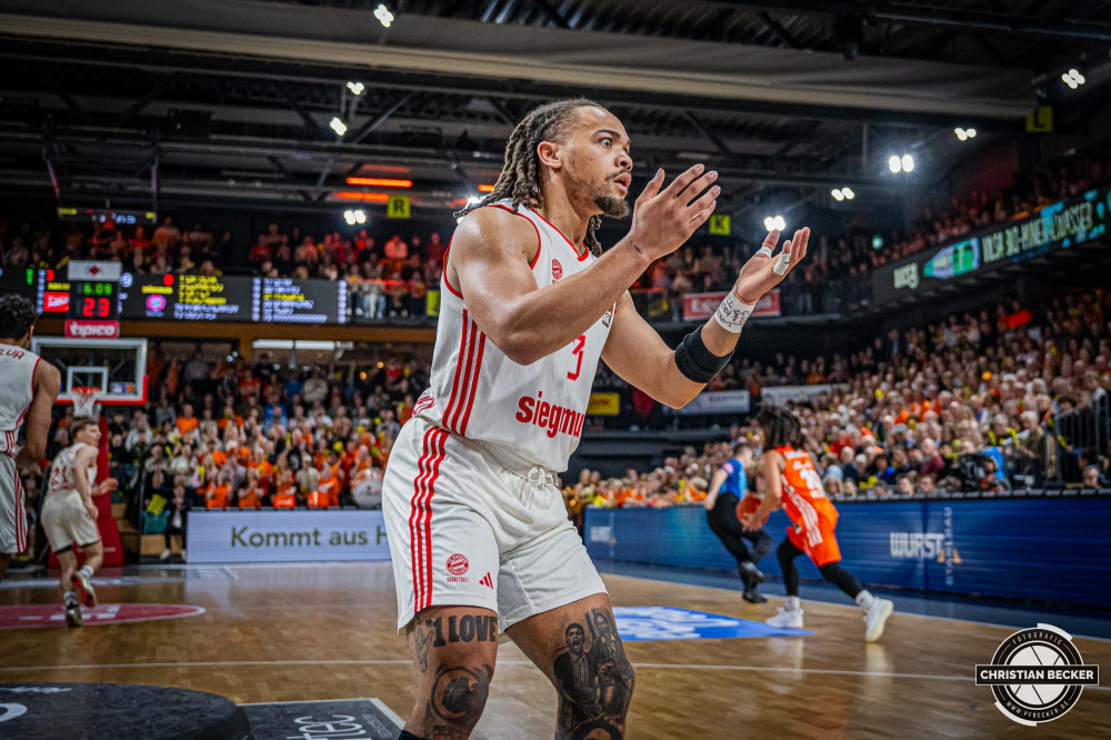 1. Basketball Bundesliga, easyCredit BBL, Saison 2024/2025, Herren, Hauptrunde, 20. Spieltag, 09.02.2025, RASTA Vechta - FC Bayern M&uuml;nchen Basketball
Carsen Edwards (#3 - FC Bayern M&uuml;nchen Basketball) w&auml;hrend der Partie
Schlüsselwörter: 09.02.2025;1. Bundesliga;20. Spieltag;BBL;Basketball;Bayern;FC;Hauptrunde;Liga;M&uuml;nchen;RASTA;RASTA Dome;Saison 2024/2025;Vechta;easycredit