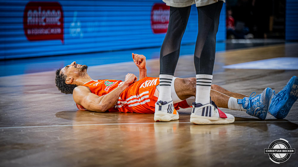 1. Basketball Bundesliga, easyCredit BBL, Saison 2024/2025, Herren, Hauptrunde, 20. Spieltag, 09.02.2025, RASTA Vechta - FC Bayern M&uuml;nchen Basketball
Joel Aminu (#21 - RASTA Vechta) zeigt Emotionen w&auml;hrend der Partie
Schlüsselwörter: 09.02.2025;1. Bundesliga;20. Spieltag;BBL;Basketball;Bayern;FC;Hauptrunde;Liga;M&uuml;nchen;RASTA;RASTA Dome;Saison 2024/2025;Vechta;easycredit