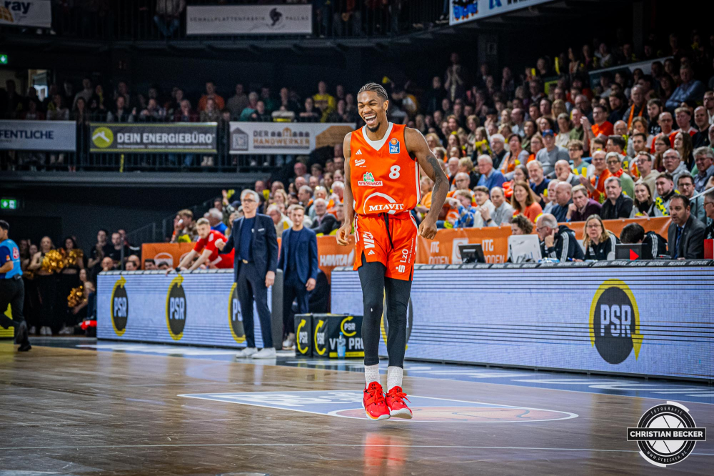 1. Basketball Bundesliga, easyCredit BBL, Saison 2024/2025, Herren, Hauptrunde, 20. Spieltag, 09.02.2025, RASTA Vechta - FC Bayern M&uuml;nchen Basketball
Brandon Randolph (#8 - RASTA Vechta) zeigt Emotionen w&auml;hrend der Partie
Schlüsselwörter: 09.02.2025;1. Bundesliga;20. Spieltag;BBL;Basketball;Bayern;FC;Hauptrunde;Liga;M&uuml;nchen;RASTA;RASTA Dome;Saison 2024/2025;Vechta;easycredit