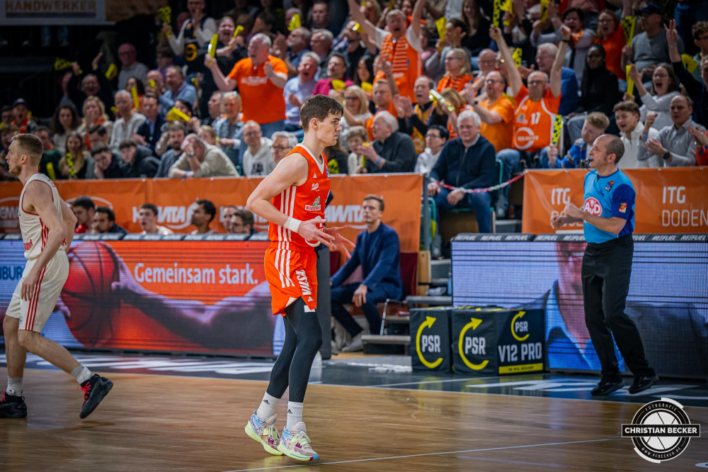 1. Basketball Bundesliga, easyCredit BBL, Saison 2024/2025, Herren, Hauptrunde, 20. Spieltag, 09.02.2025, RASTA Vechta - FC Bayern M&uuml;nchen Basketball
Joschka Ferner (#9 - RASTA Vechta) w&auml;hrend der Partie
Schlüsselwörter: 09.02.2025;1. Bundesliga;20. Spieltag;BBL;Basketball;Bayern;FC;Hauptrunde;Liga;M&uuml;nchen;RASTA;RASTA Dome;Saison 2024/2025;Vechta;easycredit