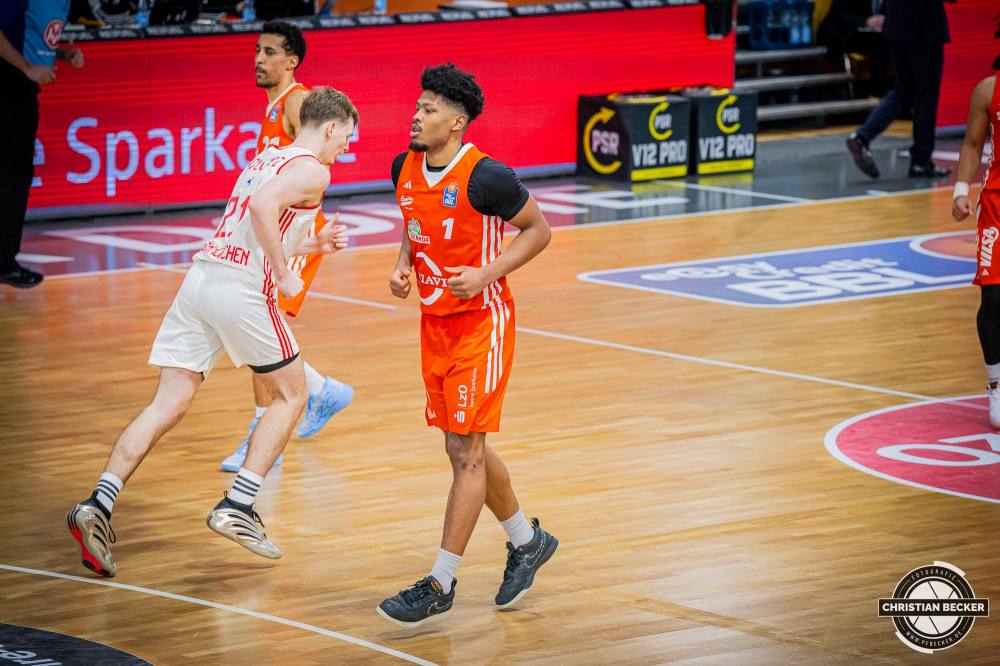 1. Basketball Bundesliga, easyCredit BBL, Saison 2024/2025, Herren, Hauptrunde, 20. Spieltag, 09.02.2025, RASTA Vechta - FC Bayern M&uuml;nchen Basketball
Jayden Gardner (#1 - RASTA Vechta) w&auml;hrend der Partie
Schlüsselwörter: 09.02.2025;1. Bundesliga;20. Spieltag;BBL;Basketball;Bayern;FC;Hauptrunde;Liga;M&uuml;nchen;RASTA;RASTA Dome;Saison 2024/2025;Vechta;easycredit