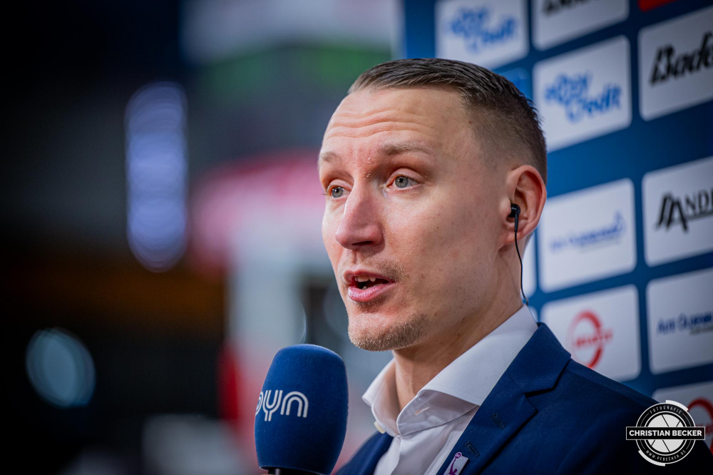 1. Basketball Bundesliga, easyCredit BBL, Saison 2024/2025, Herren, Hauptrunde, 22. Spieltag, 01.03.2025, RASTA Vechta - BG Göttingen
Mikko Riipinen (Headcoach BG Göttingen) vor der Partie
Schlüsselwörter: 01.03.2025;1. Bundesliga;22. Spieltag;BBL;BG;Basketball;Göttingen;Hauptrunde;Liga;RASTA;RASTA Dome;Saison 2024/2025;Vechta;easycredit